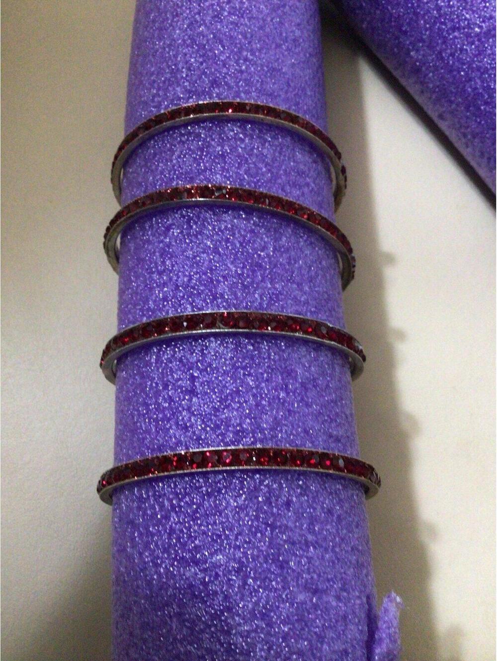 Bracelets - Picture 5 of 7